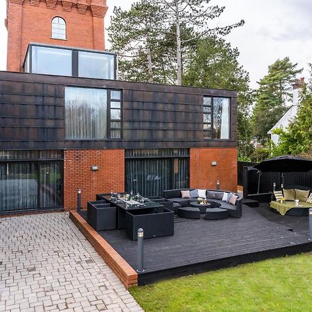 Luxury Water Tower I Roof Bar I Cinema Villa Cardiff Kültér fotó